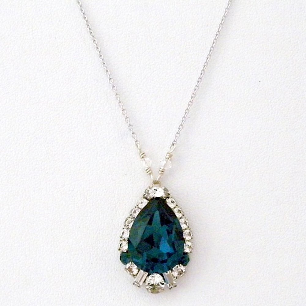 Haute Bride Fancy Montana Blue Crystal Teardrop Pendant NWT, Necklace